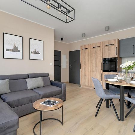 Cosy And Bright Apartment With Parking In Poznan By Noclegi Renters Esterno foto